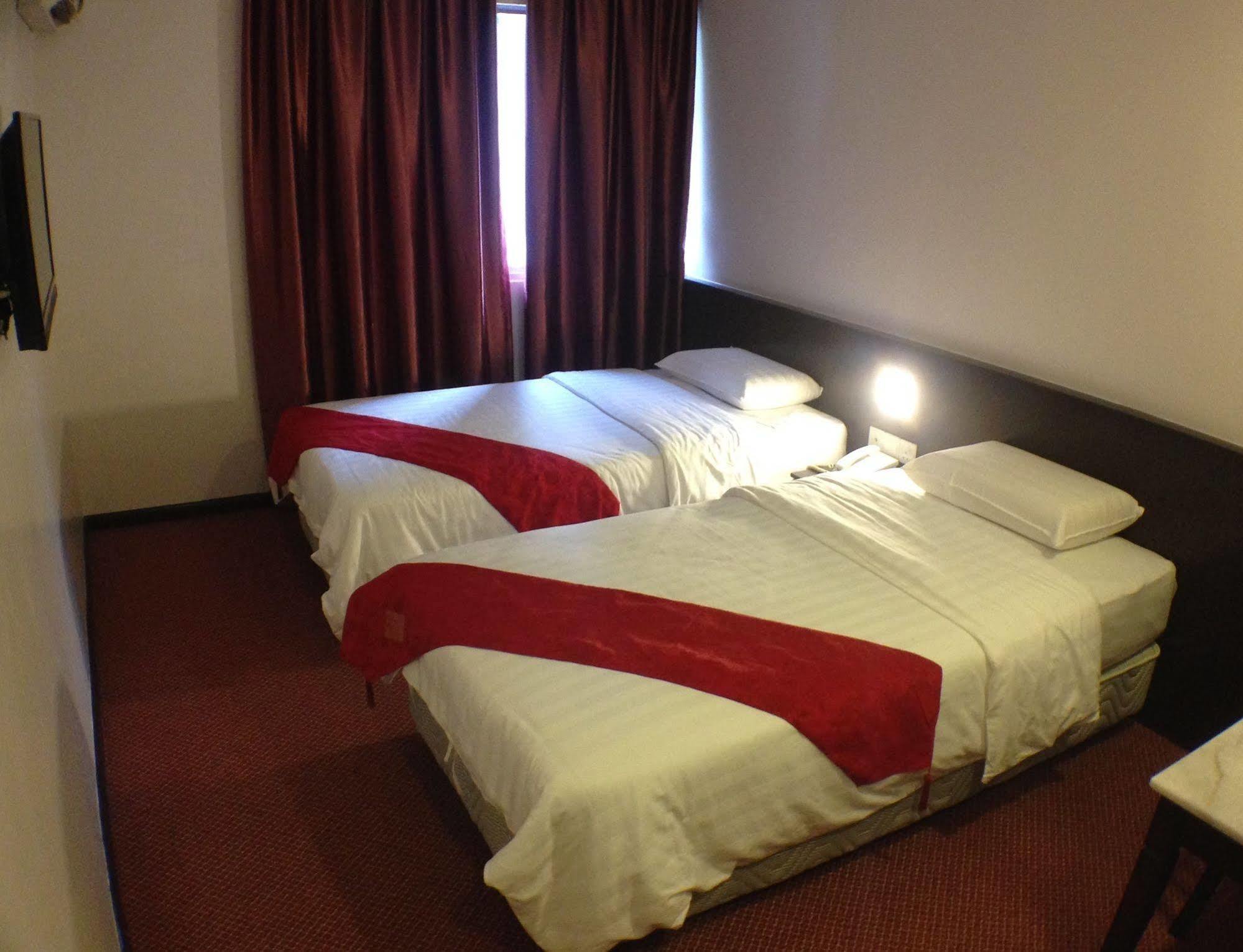 קוטה קינבלו Century Hotel מראה חיצוני תמונה